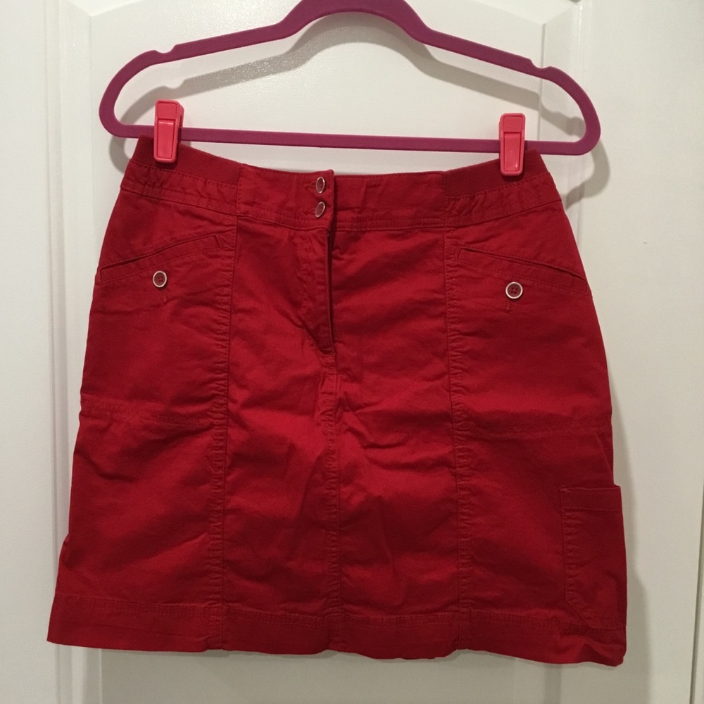 Karen Scott Red Skort - Size 8 - Stretchy -Pockets